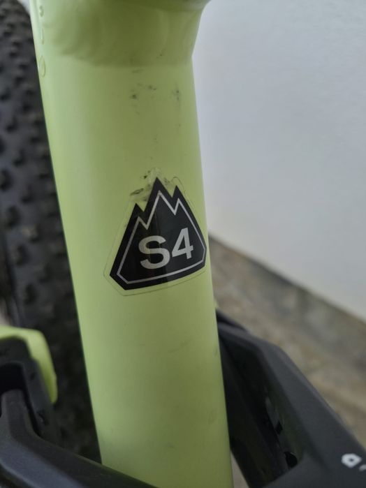 Bicicleta specialized status 2025