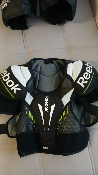 Форма для занятия хоккеем