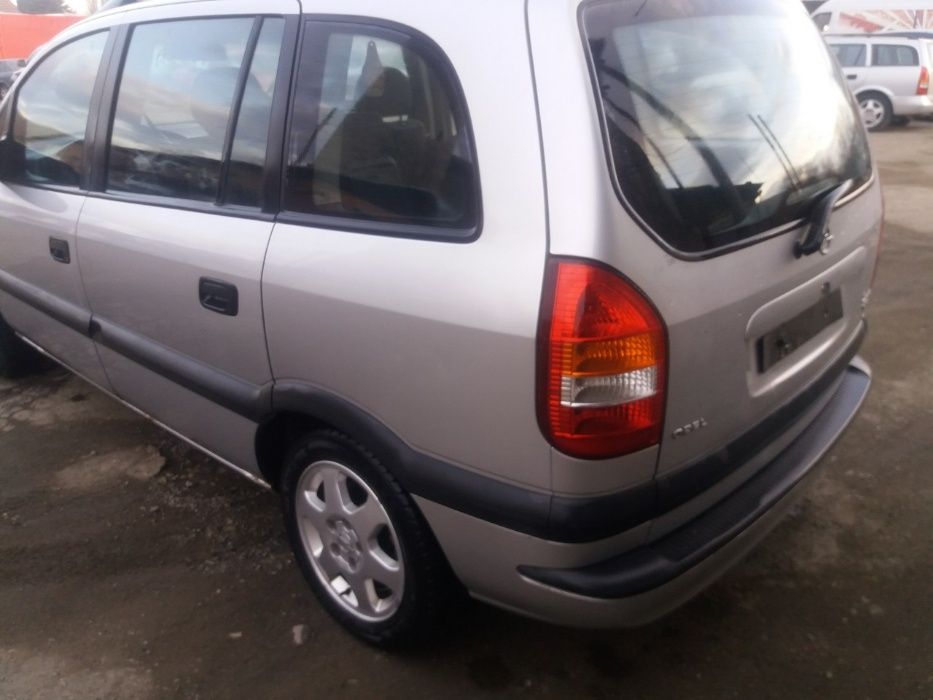 Opel Zafira 1.8 16V