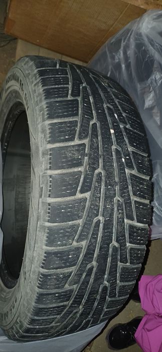 Продам резину 225/60 R17 липучка