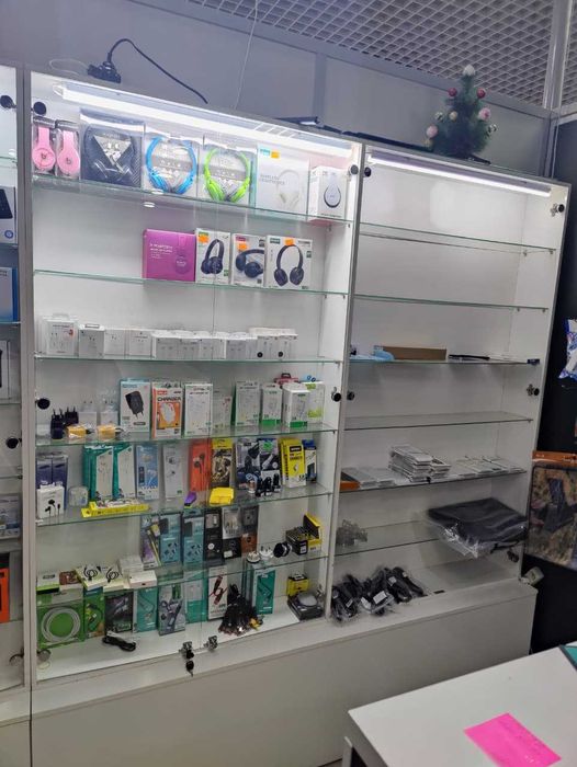 Бутик с мебелью в Рахате