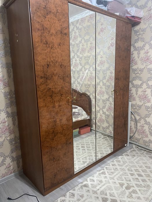 Продается шифоньер комод