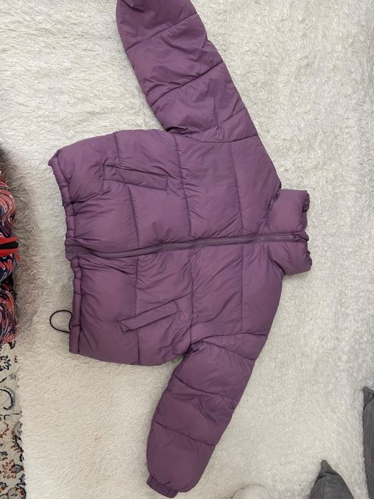 Продам куртку на девочку