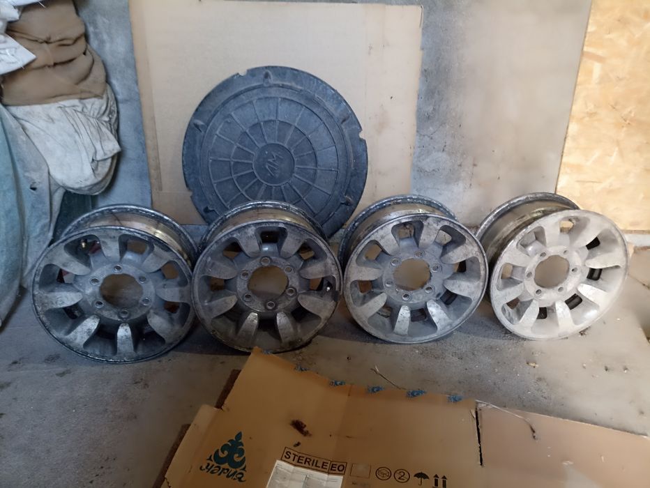 Киіз үй ,титан дискі,кои терісі ондалген