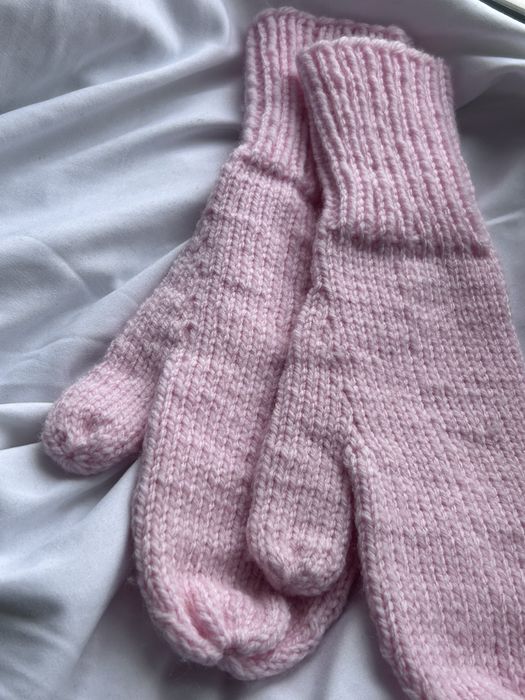 Вязанные перчатки, ручная работа