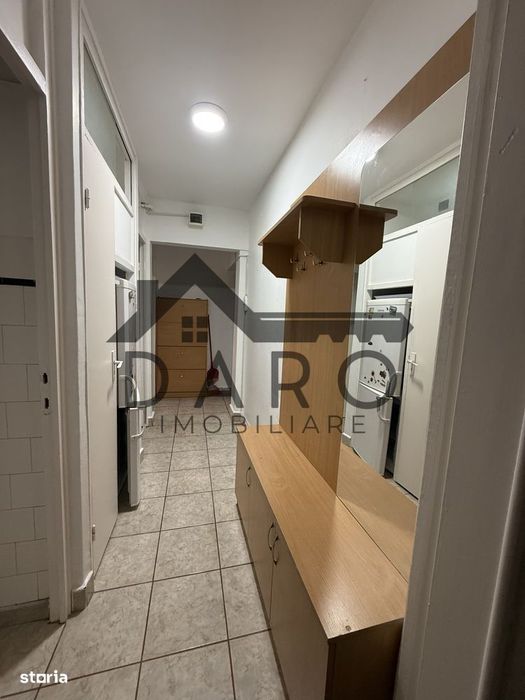 Apartament 3 camere pentru închiriat