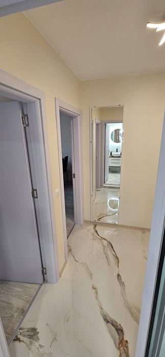 Дава се под наем Двустаен апартамент в Варна, Младост 2 - 70 кв.м за 950 € - Снимка #11