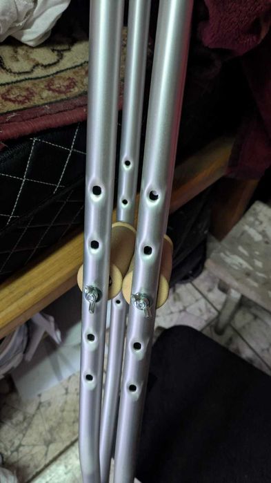 Костыли 2 штуки, почти новые