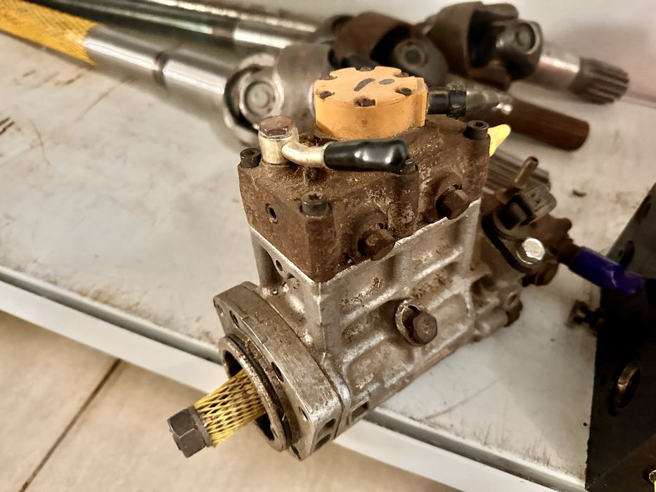 Pompa de injectie Cat 3178021