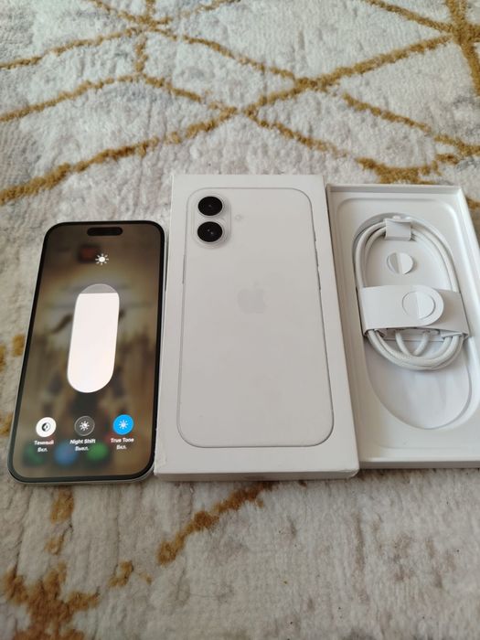 Iphone 16 128gb white