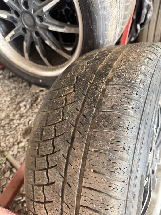 Roti iarna 235 50 R17
