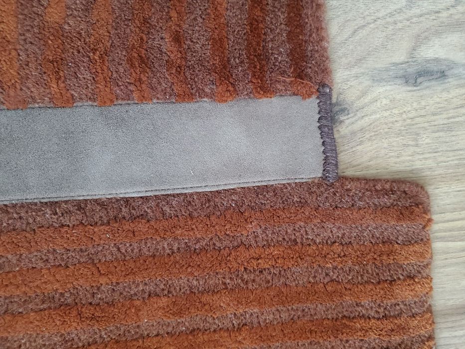 Килим ръчно тъкан