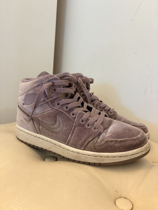 Adidasi air jordan 1 mir purple velvet