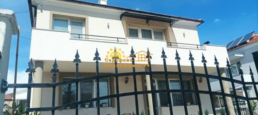 Дава под наем къща на 2 етажа в Сарафово от 15.11.25