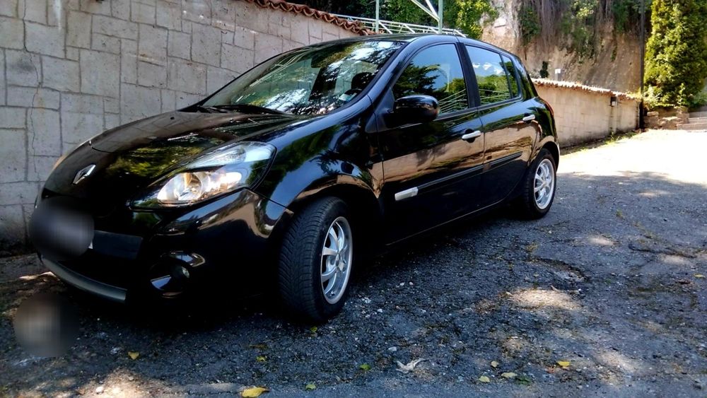 Renault  Clio / Рено