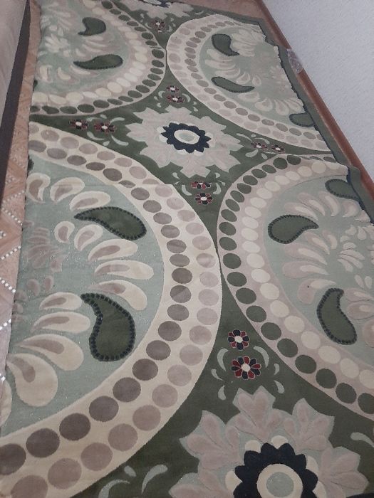 Продаю ковер в отличном состоянии