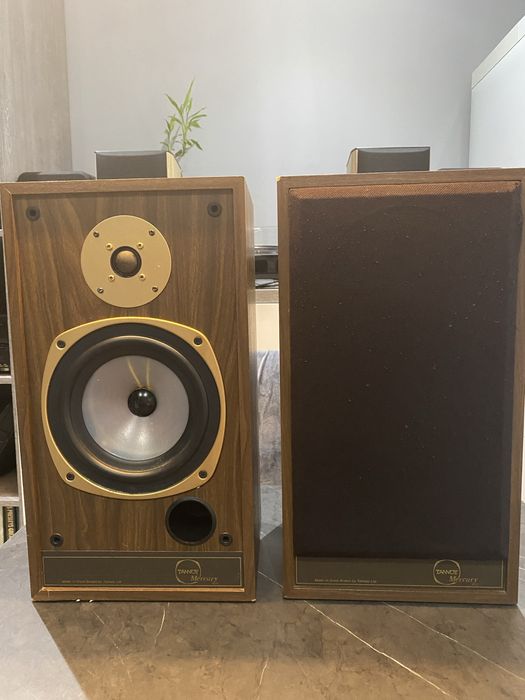 Boxe audio Tannoy si Focal Aria 906