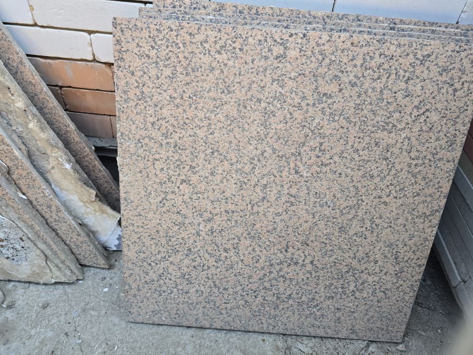 Продам гранитовые плиты