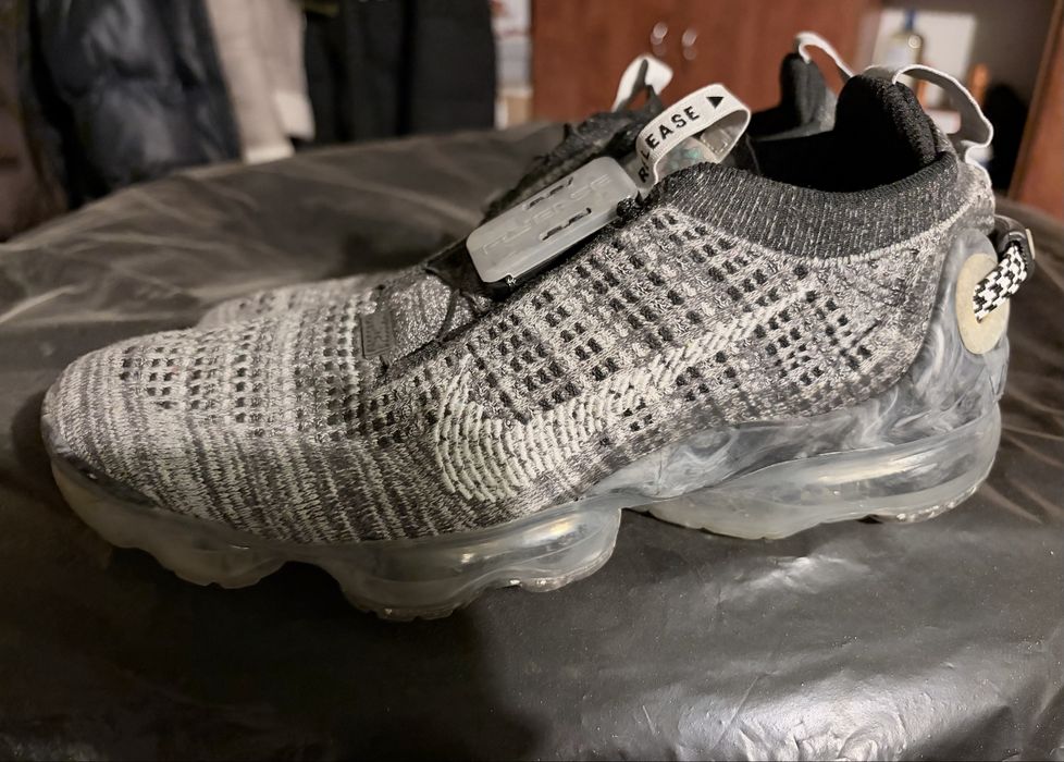 Adidasi nike air vapormax