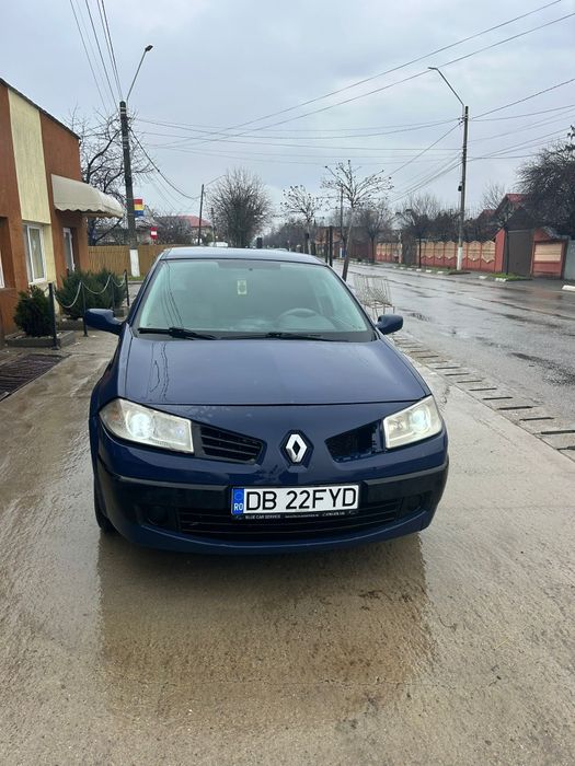 Vând renault megane 2