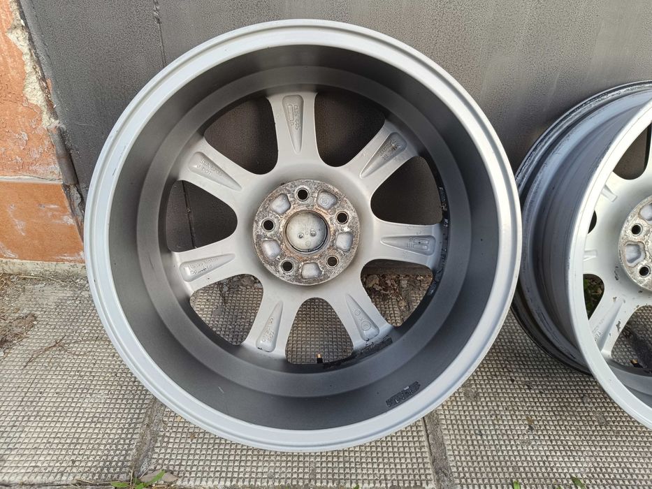 ОРИГИНАЛНИ джанти 18 ' цола 5x114,3 HONDA CR-V / Хонда ЦР-В 64,1 ЕТ50 7J