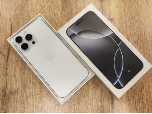 Iphone 16 PRO MAX Ёмкость %100