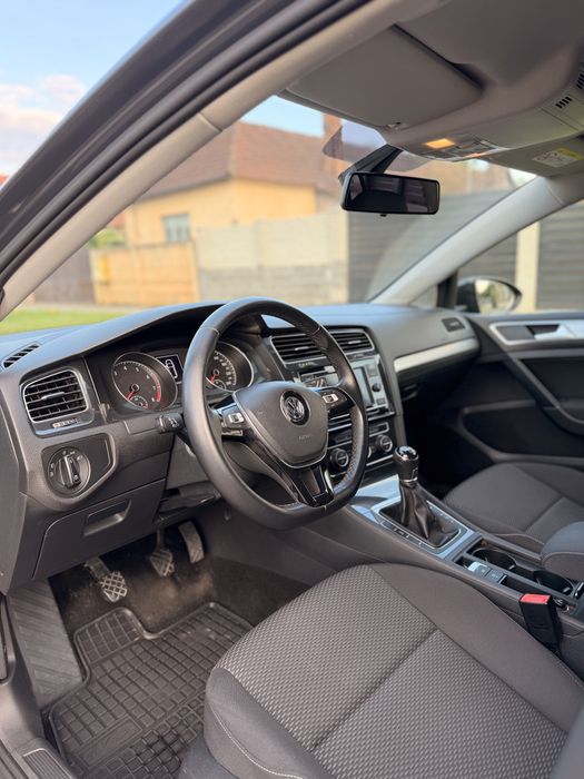 VOLKSWAGEN Golf 2019 — imagine 5