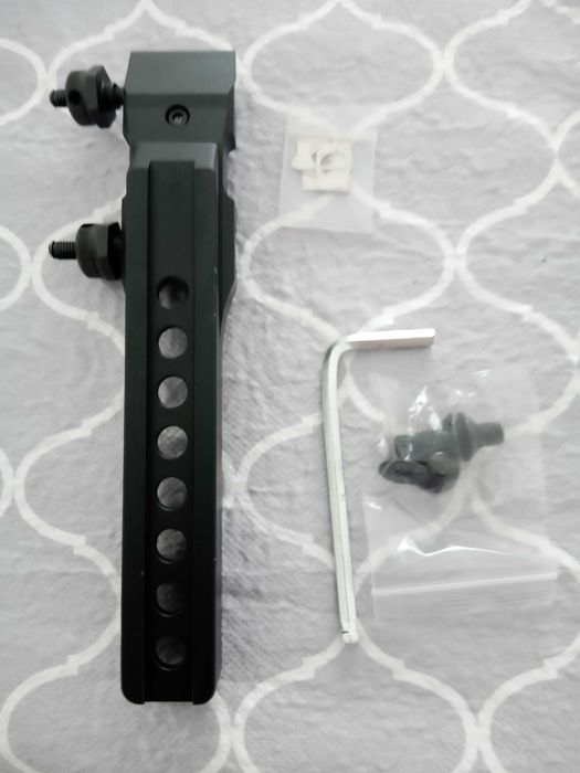 Пикантини стойка за нощно виждане Henbaker 789