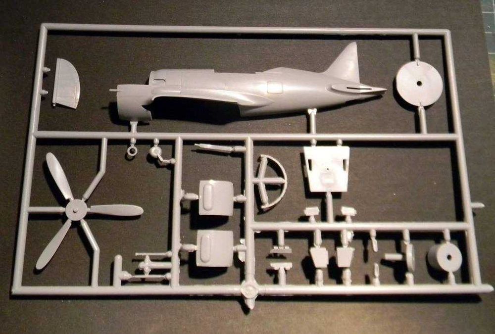 Сборная модель самолета И-185 (ARK Models, 1/48)