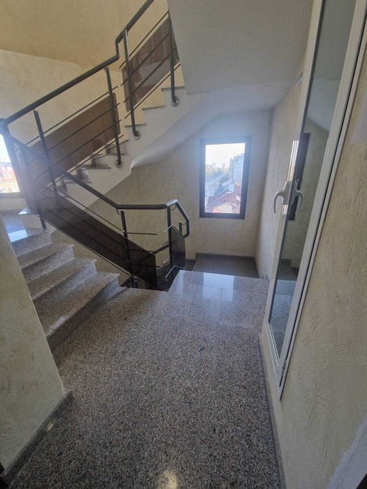 Дава се под наем Двустаен апартамент в София, Център - 64 кв.м за 780 € - Снимка #8