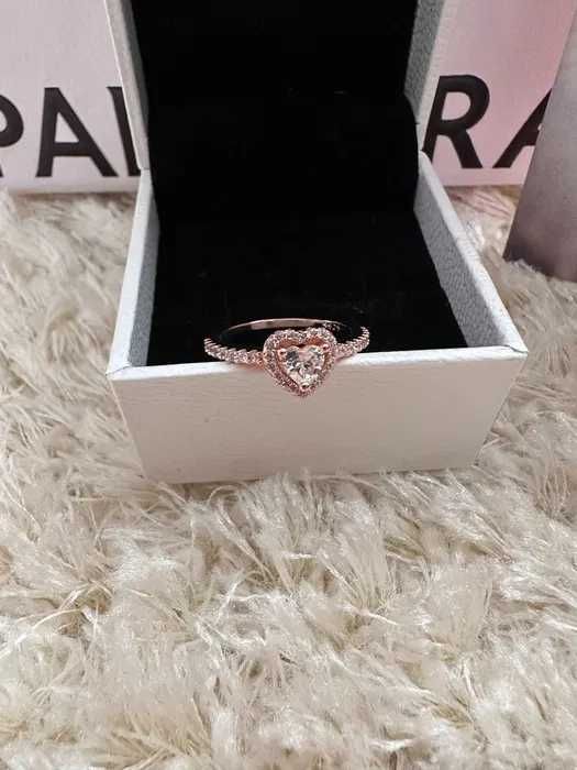 Пръстен Пандора|Pandora