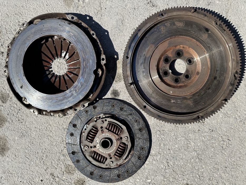 Съединител голф 1.6tdi и 2tdi