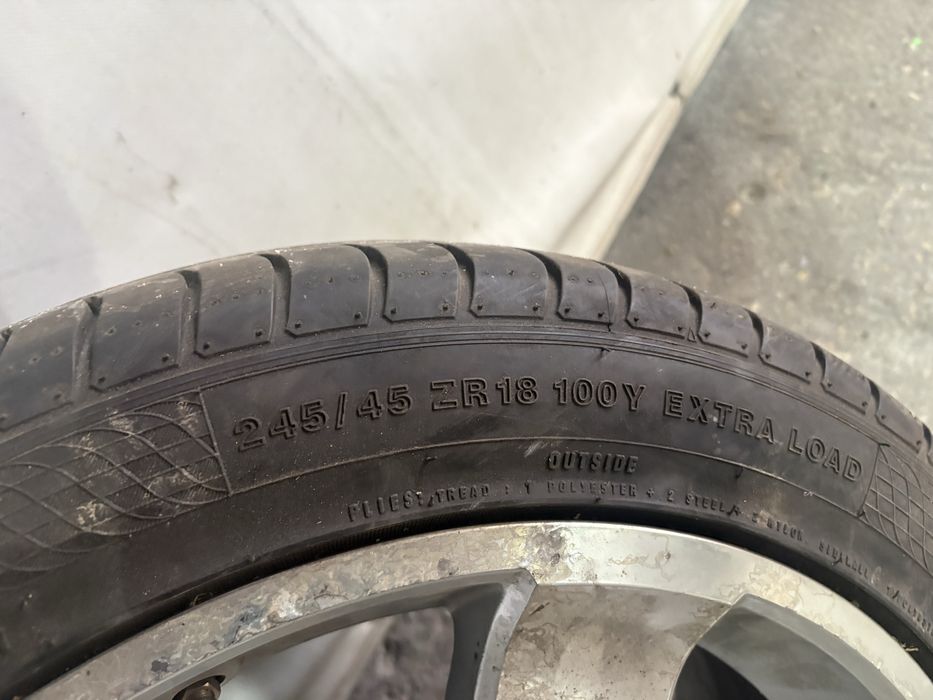 Accelera (особено в размер 245/45 R18 XL от мерцедес