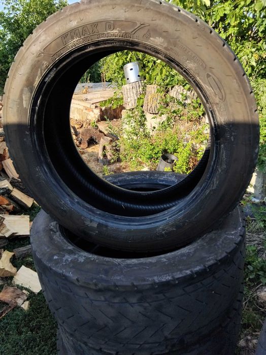 Продавам гуми 315/45/22,5 мега