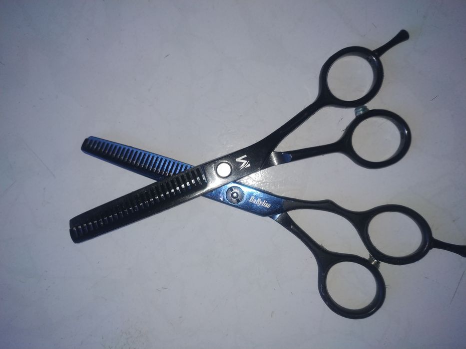 Srochni Pelirofka Qaychilar Sotiladi!