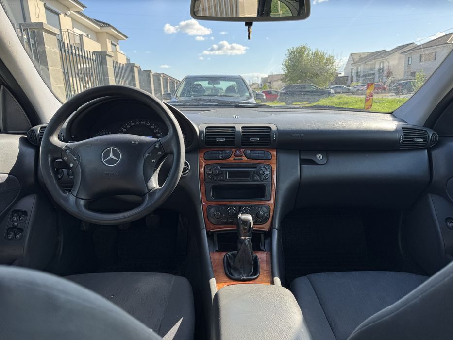 Mercedes c180 kompresor 1.8 benzina