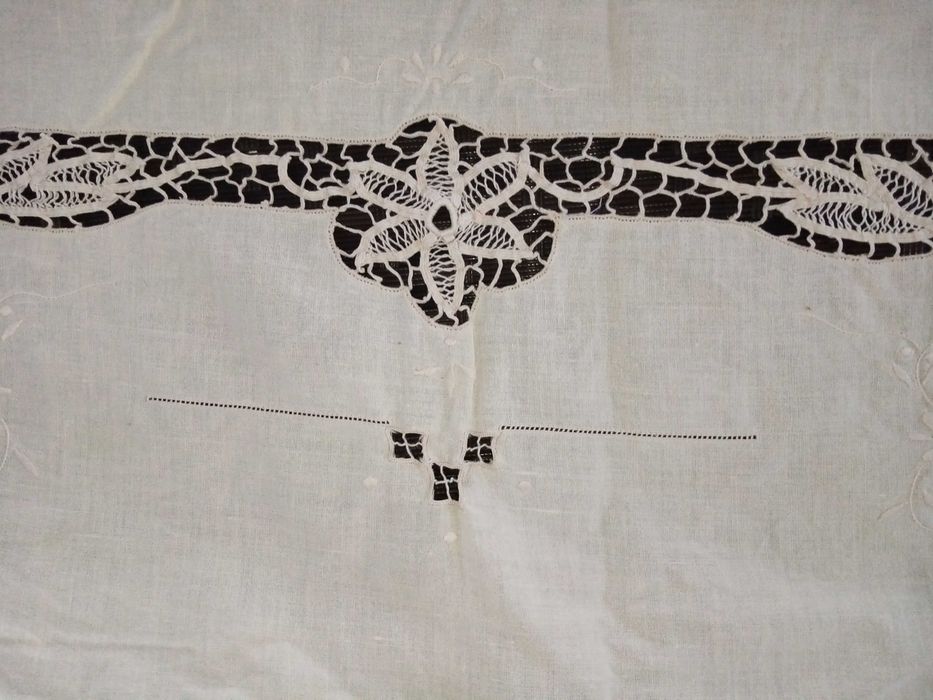 Голяма покривка + 12 салфетки