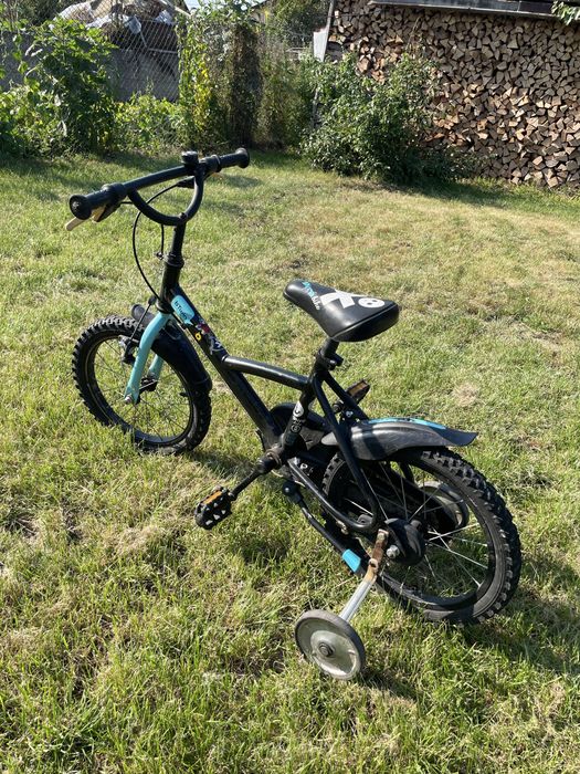 Bicicletă copii cu roți ajutătoare, stare bună