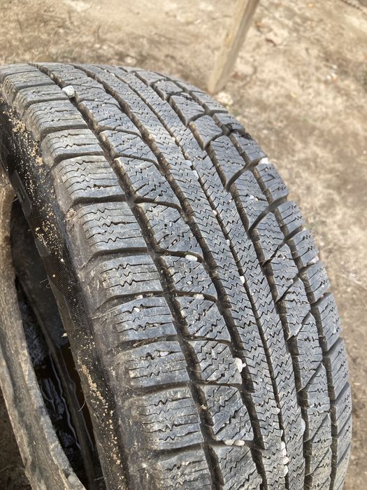 Зимнея резина R15