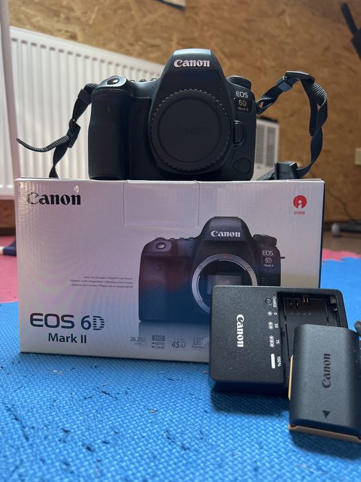 Aparat foto Canon 6D Mark II + blitz  (oferta)