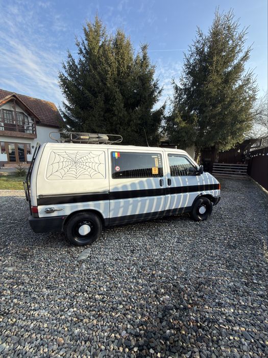 Vw Caravelle Overlanding