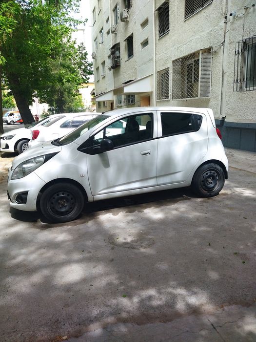 Chevrolet Spark 2015