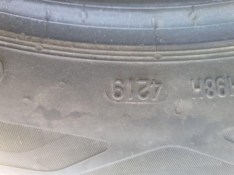 4бр летни гуми Континентал контакт 6/ 215-60-17/ 2019г/ 5- 5.2/ мм.гр.