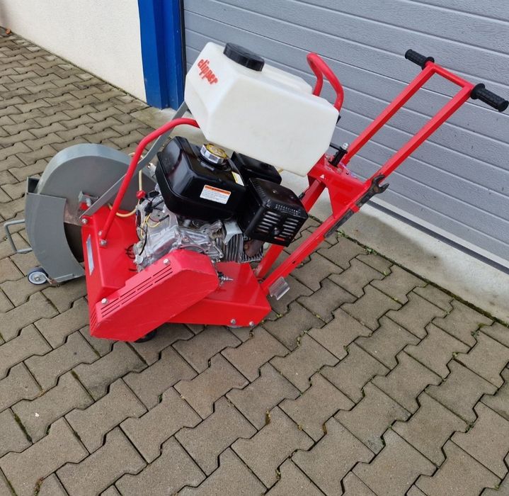 Norton Clipper CS401-P13 Masină taiat asfalt,beton  An 2025 Disc 450 m