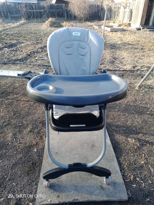 Детски стол для кормления