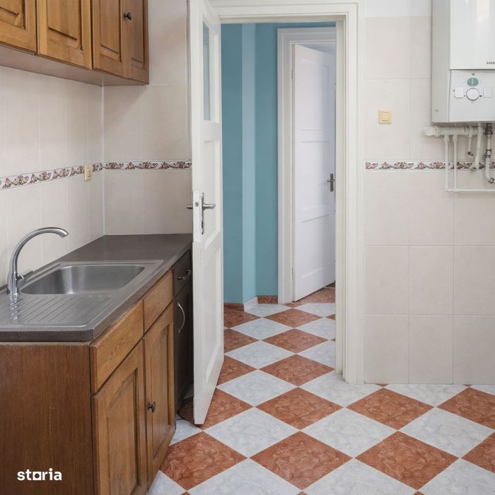 Casă stare excelenta cu 3 camere, Gara de Nord
