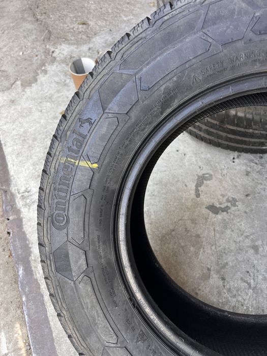4 anvelope iarna 235/65/16 C , Continental !