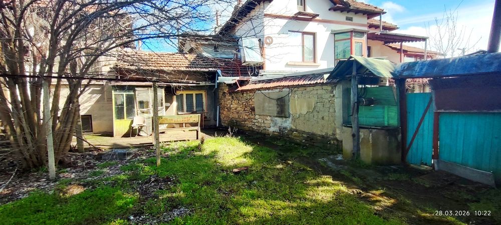 Продавам къща без посредник