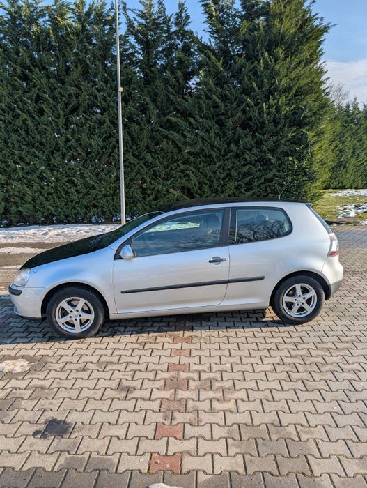 Volkswagen Golf V 5