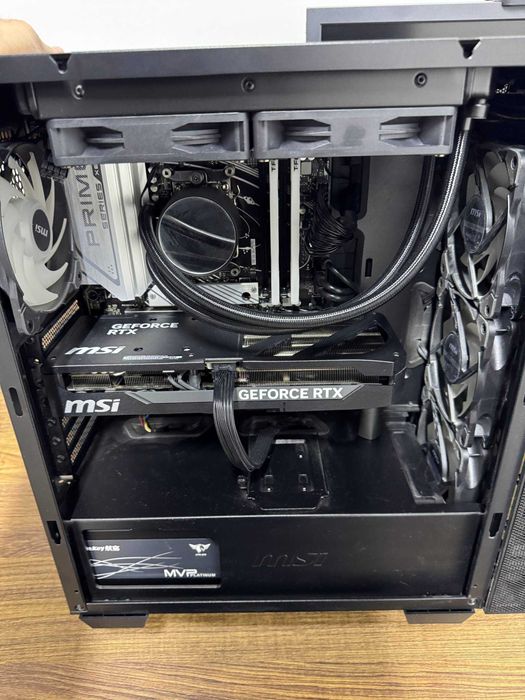 Мощный игровой ПК + монитор 600Hz